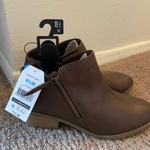NWT Time N Tru Brown Leather Booties WIDE WIDTH